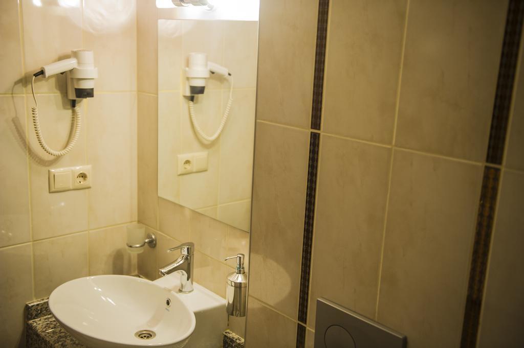 Pinar Elite Hotel Adana Room photo