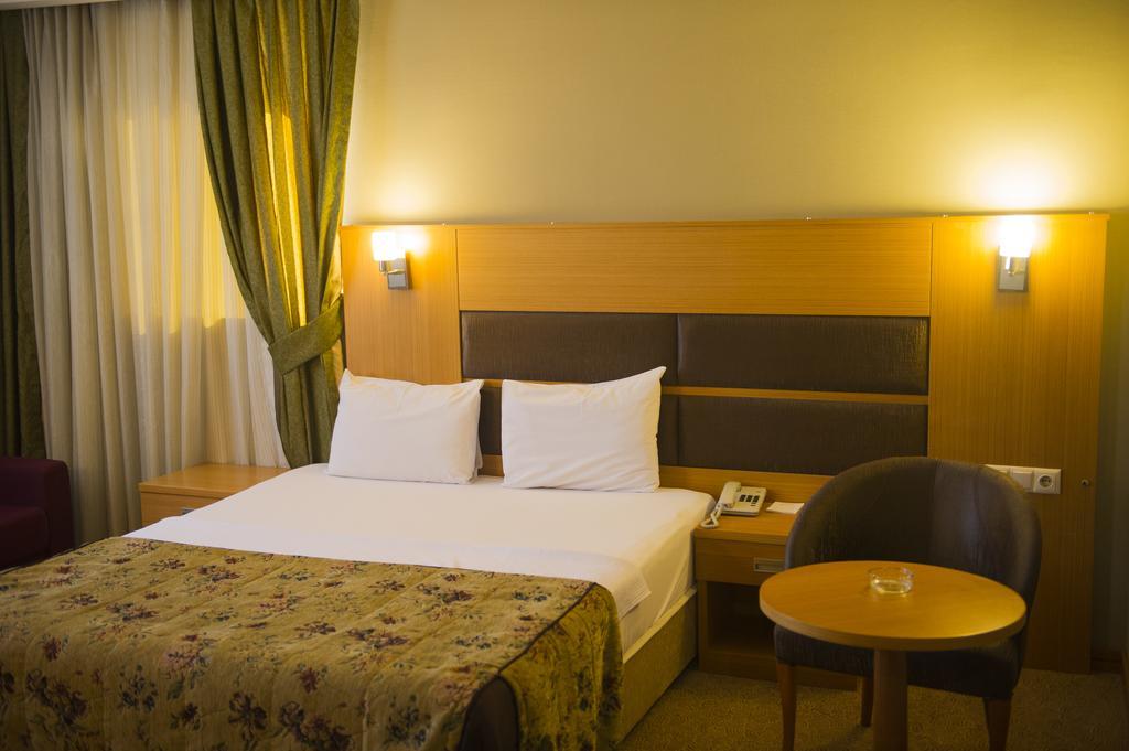 Pinar Elite Hotel Adana Exterior photo