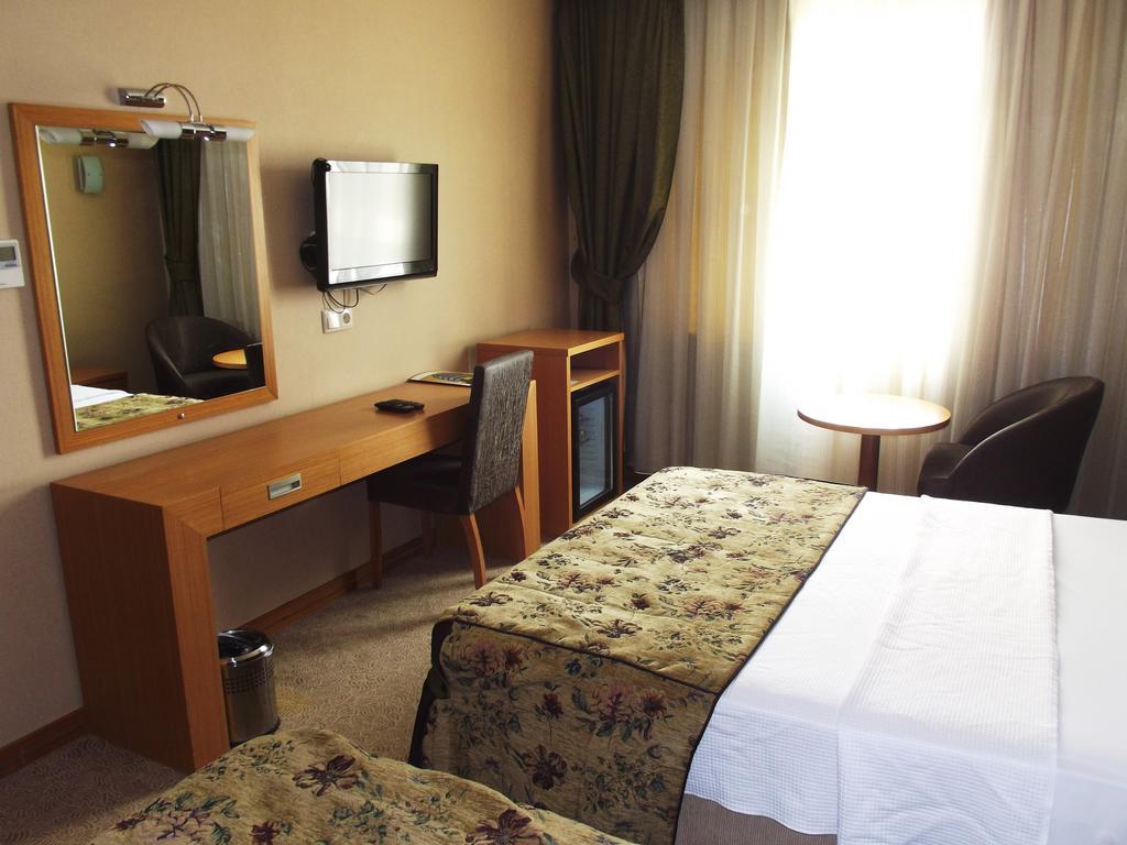Pinar Elite Hotel Adana Room photo